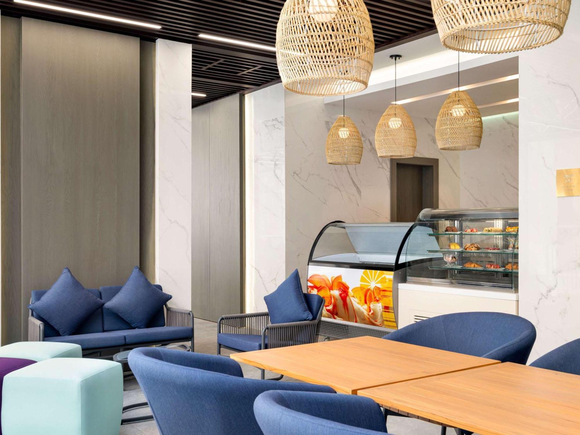 Mercure Riyadh Al Anoud Buitenkant foto