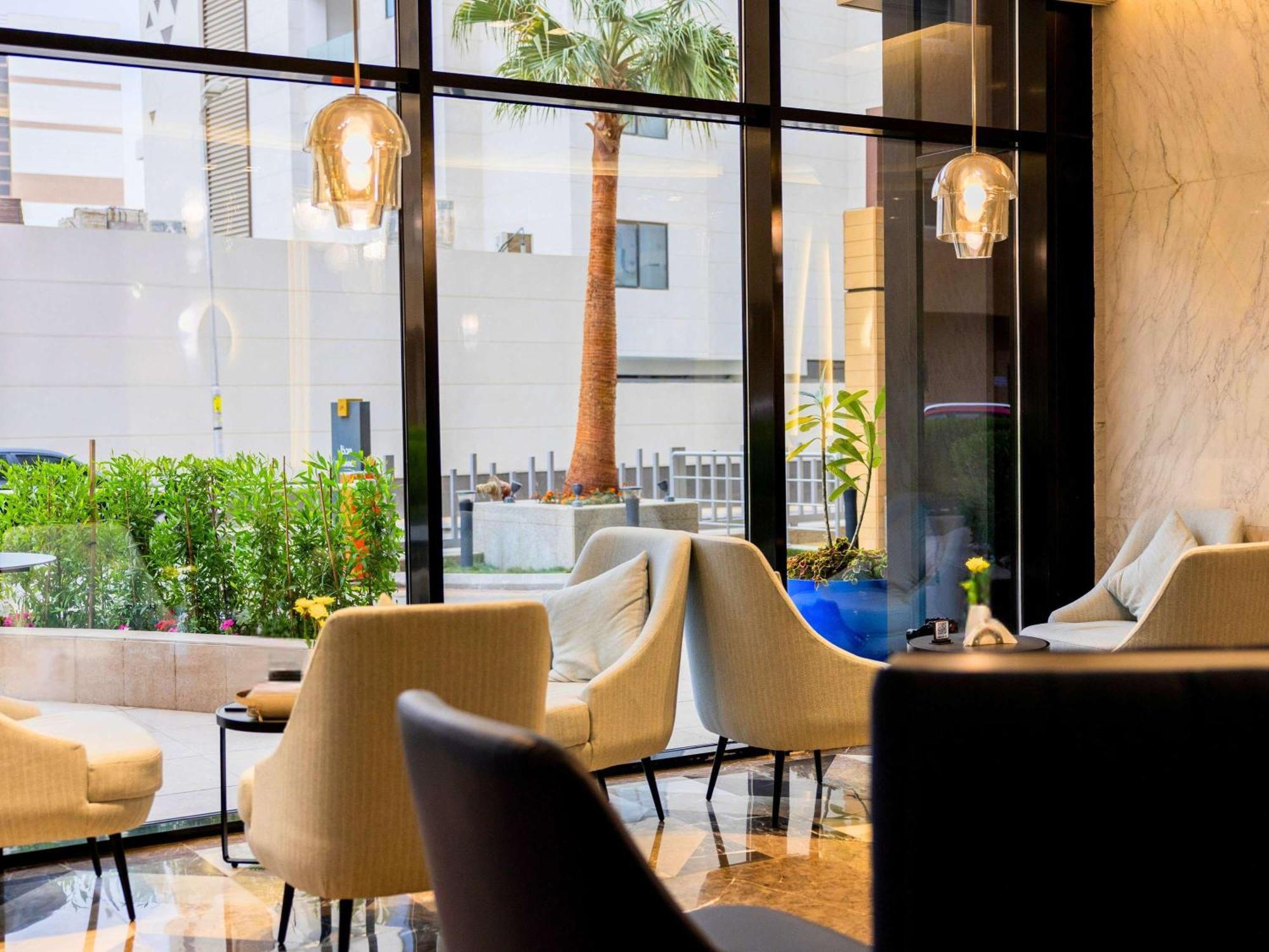 Mercure Riyadh Al Anoud Buitenkant foto